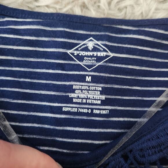 St. John's‎ Bay Cap Sleeve Lace Chest Blue and White Striped Top Women's Medium - Picture 6 of 9